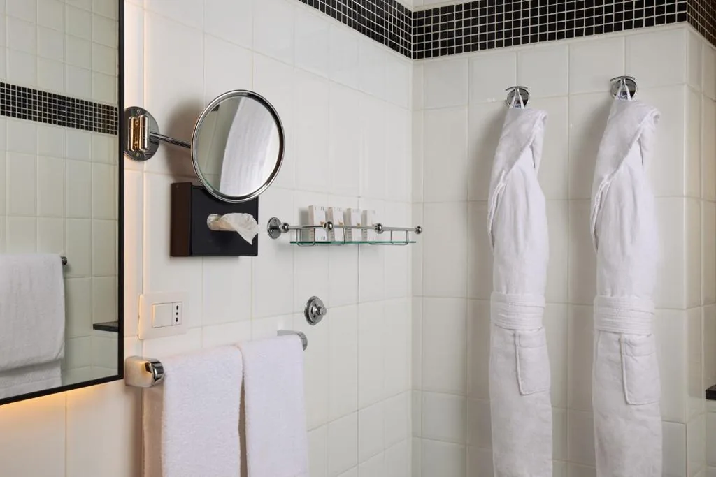 Double/Twin Room — Hotel Mascagni