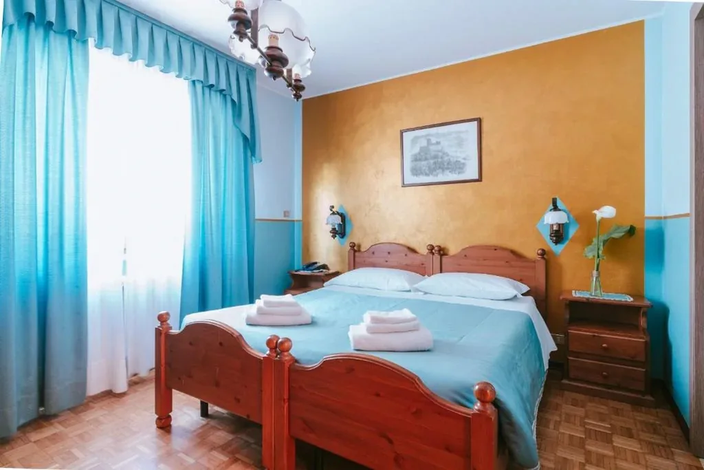 Double/Twin Room — Hotel Napoleon