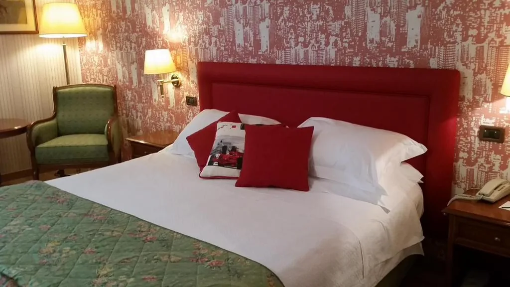 Camera Matrimoniale/Doppia con Letti Singoli — Hotel Palazzo Lovera