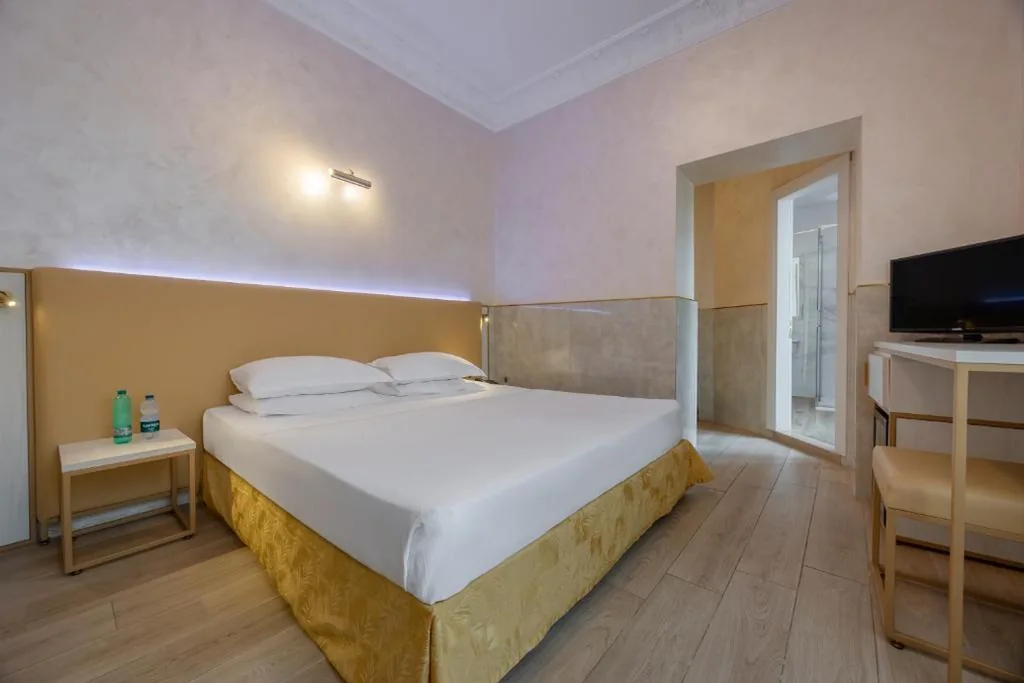 Camera Matrimoniale/Doppia con Letti Singoli — Hotel Palladium Palace