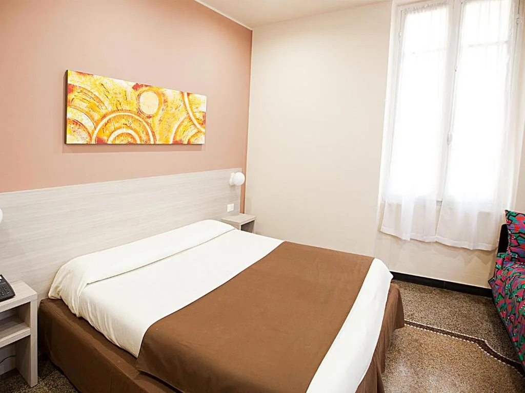 Double/Twin Room — Hotel Ristorante Milton