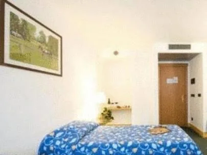 Camera Matrimoniale/Doppia con Letti Singoli — Hotel Rivè – Complesso Turistico Campo Smith