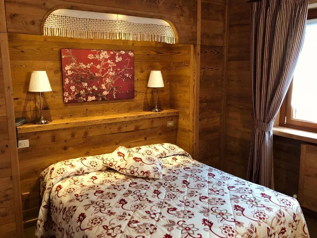 Twin/Double Room — Hotel Ruitor