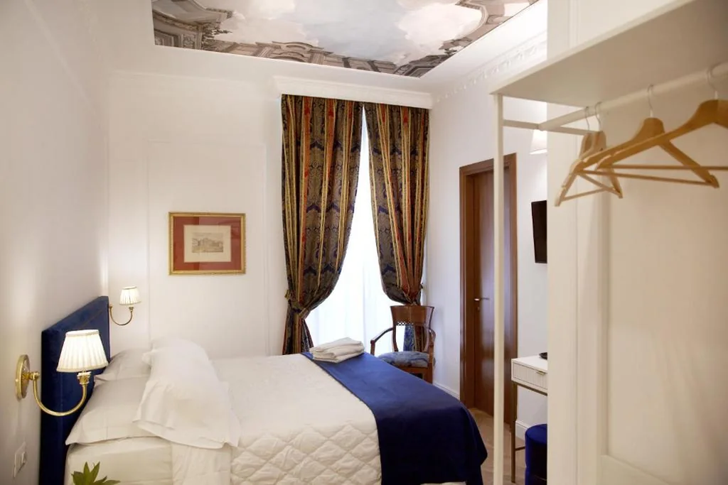 Double/Twin Room — Hotel Silva