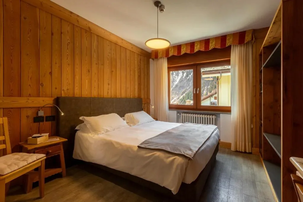 Camera Matrimoniale/Doppia con Letti Singoli — Hotel Vallée Blanche Courmayeur