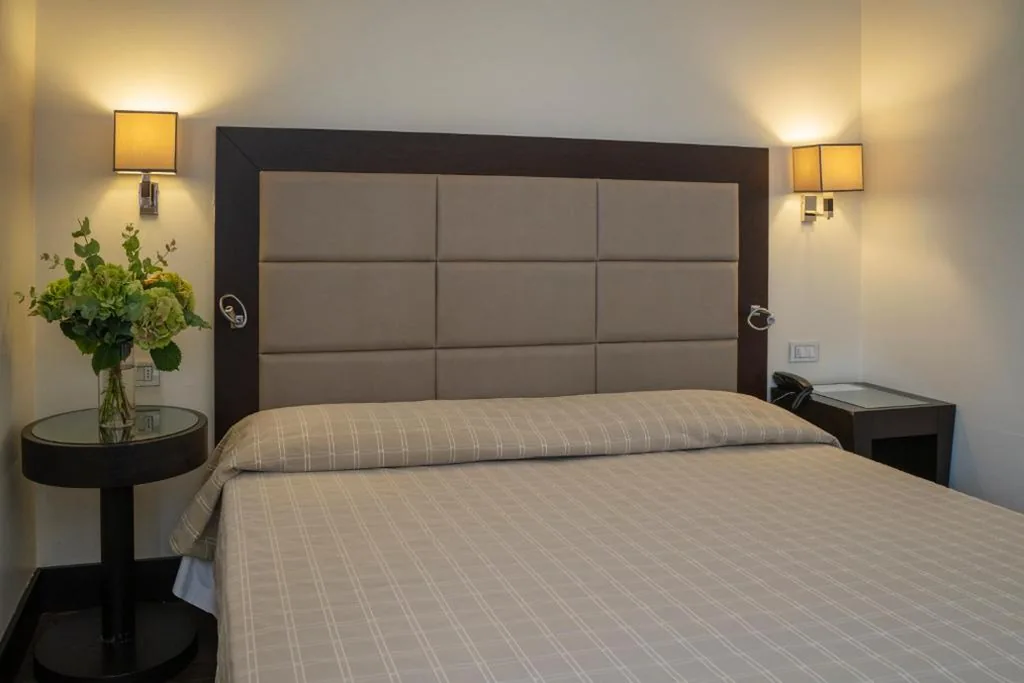 Double/Twin Room — Hotel Villa Maria Regina