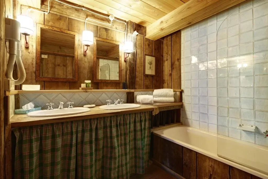 Double/Twin Room — Hotellerie De Mascognaz