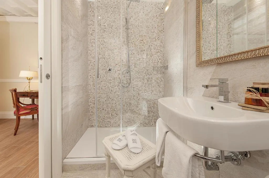 Double/Twin Room — La Residenza del Sole al Pantheon