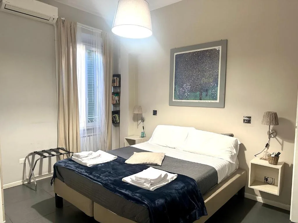 Double Room with Twin Beds — Le Due Civette Roma