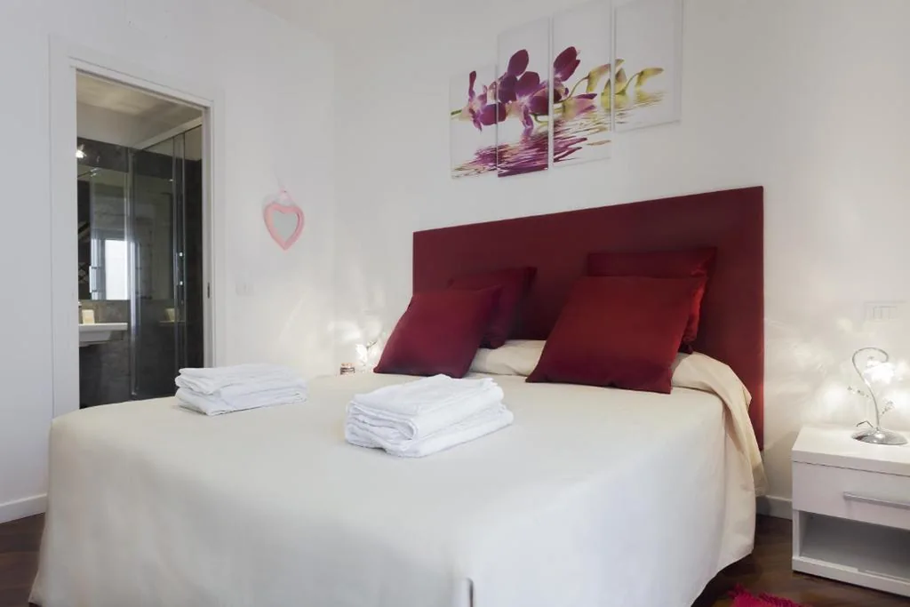 Double Room with Twin Beds — Le Scalette Al Vaticano B&B
