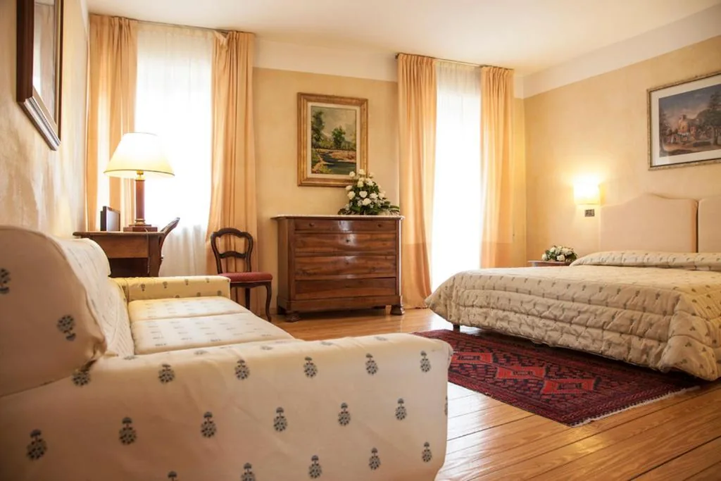 Double Room with Twin Beds — Locanda La Posta