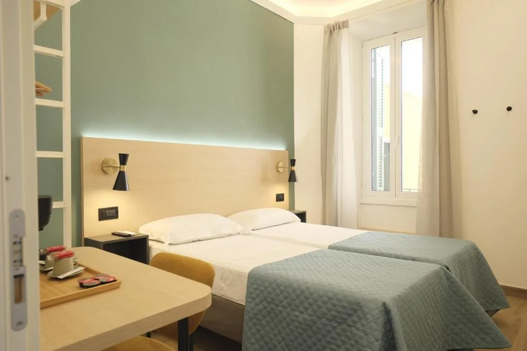 Camera Matrimoniale/Doppia con Letti Singoli — My Maison Italy GuestHouse