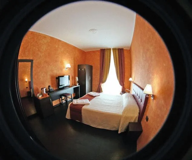 Camera Matrimoniale/Doppia con Letti Singoli — Pisolo Resort