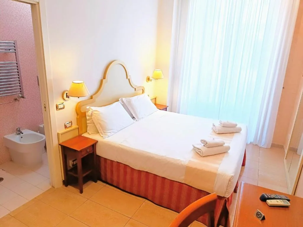Double/Twin Room — Roman Terrace