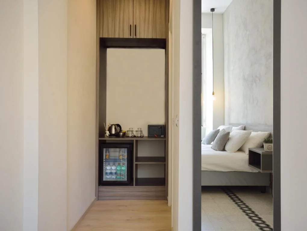 Camera Matrimoniale/Doppia con Letti Singoli — Room with a view 105