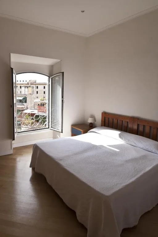Double/Twin Room — Tourist House B&B