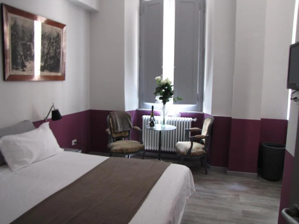 Double/Twin Room — Trastevere Colors