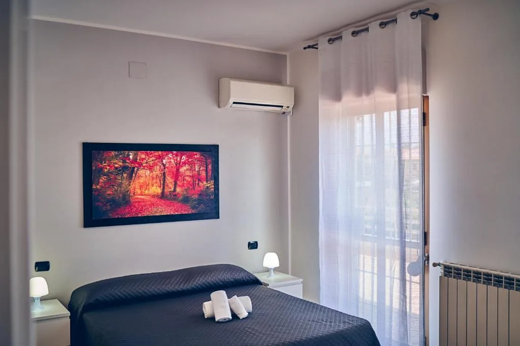 Double/Twin Room — Travelershome 7Metri Ciampino GuestHouse