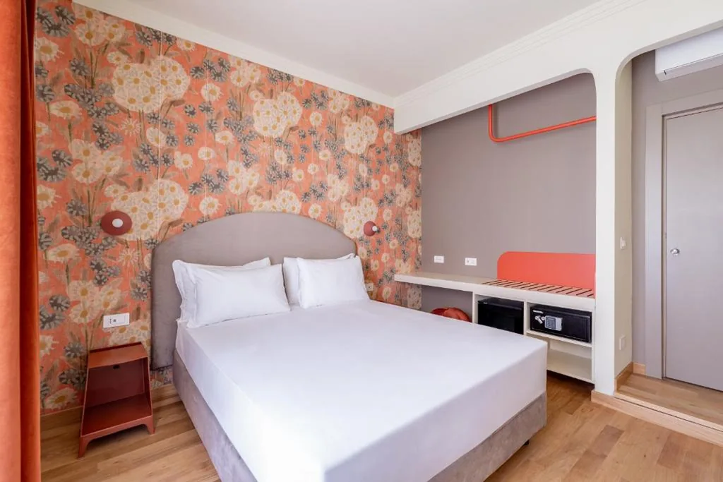 Double/Twin Room — UNICO Suite – GRUPPO BLAM