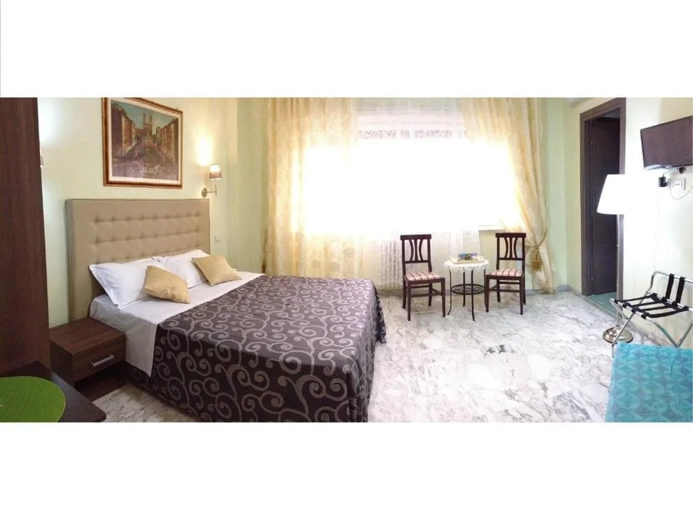 Double/Twin Room — Vatican Golden Rooms