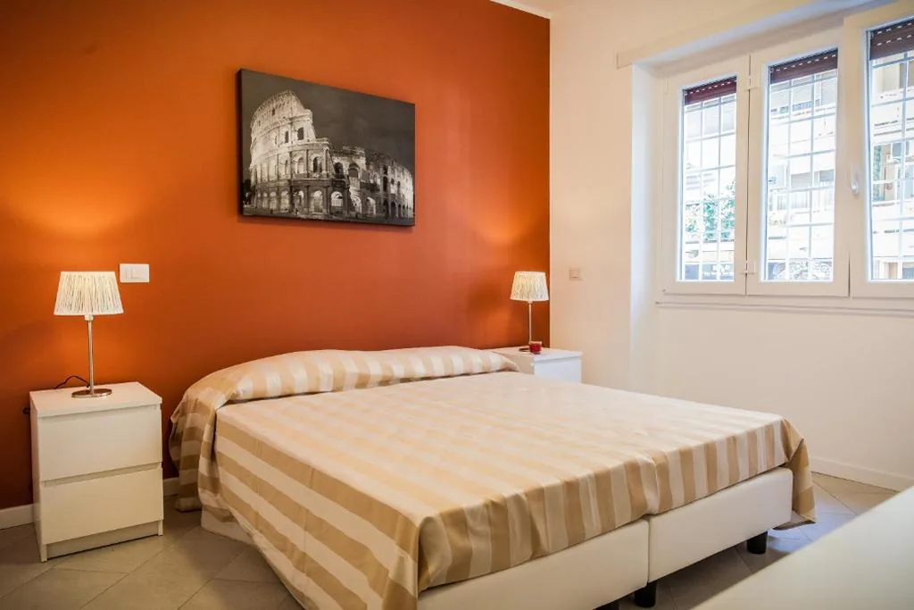 Double Room/Twin Room — Vatican Rooms Holiday in Rome