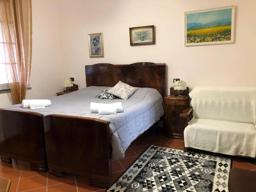 Camera Matrimoniale/Doppia con Letti Singoli — Villa Aurora