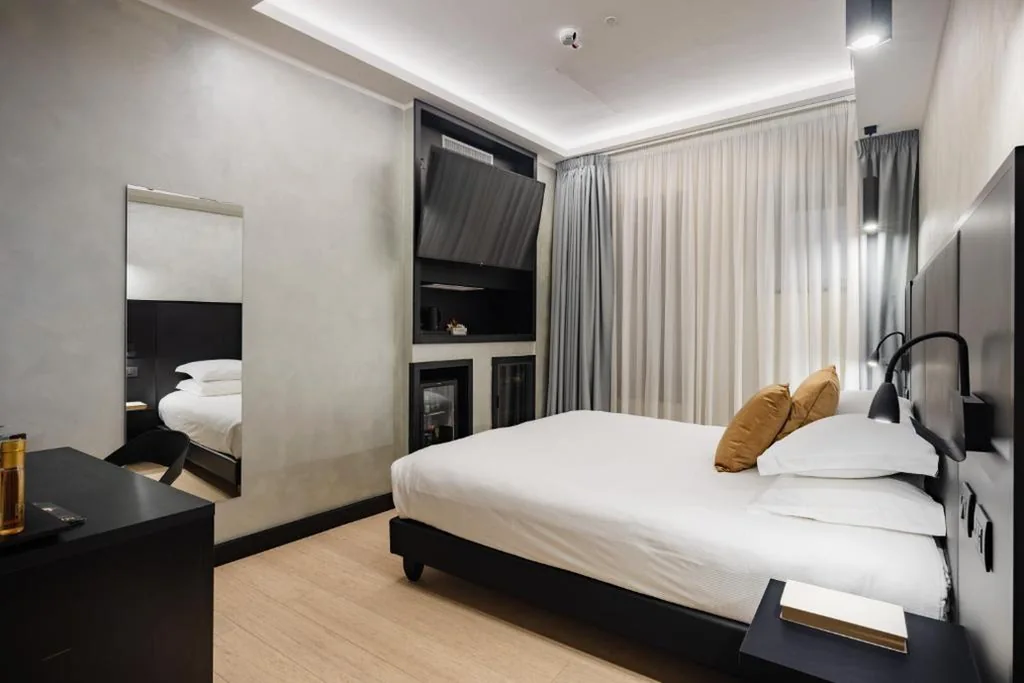 Double Room — Dream Suite Trevi