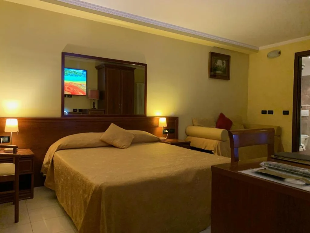 Camera Matrimoniale Economy — Actor Hotel