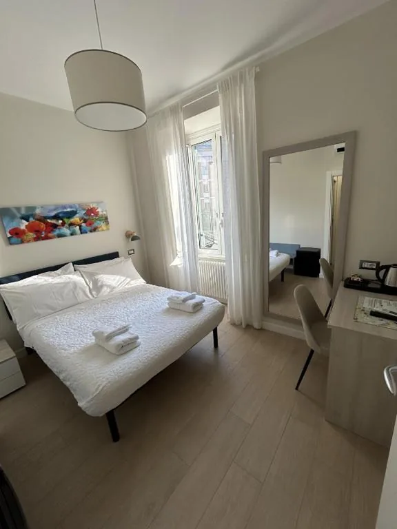 Economy Double Room — Colosseum Maison