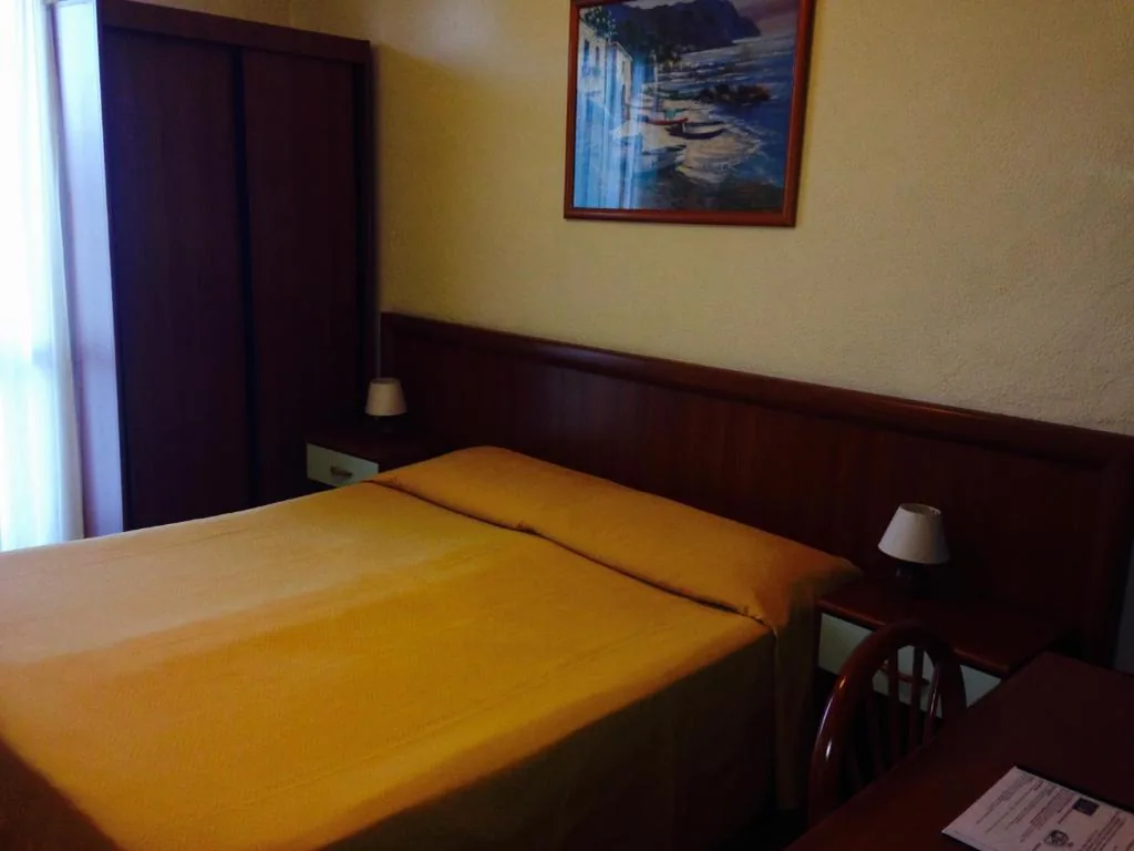 Economy Double Room with Air Conditioning — Ulivo