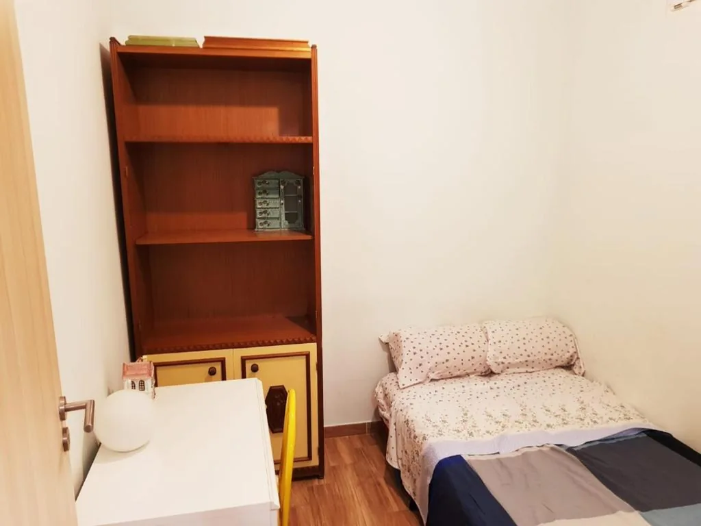 Economy Double Room — Cozy Rooms Rome