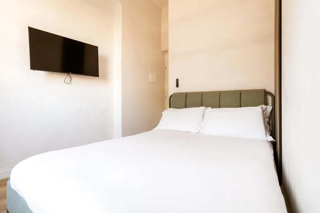 Economy Double Room — Cunabu Giolitti 12