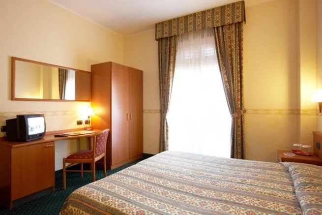 Economy Double Room — Dropiluc