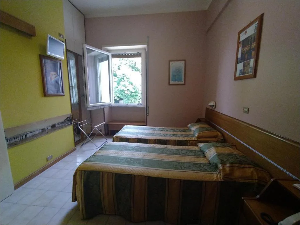Economy Double Room — Hotel Argentina & SPA