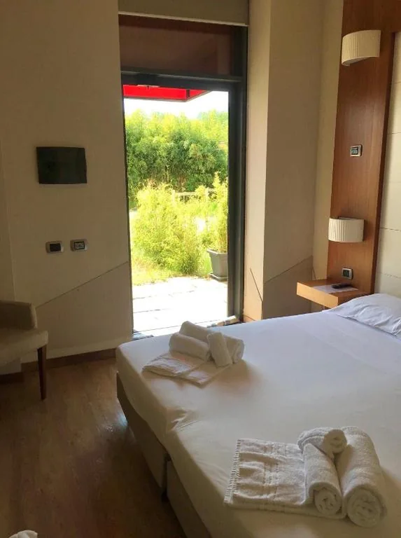 Economy Double Room — Hotel Barrage