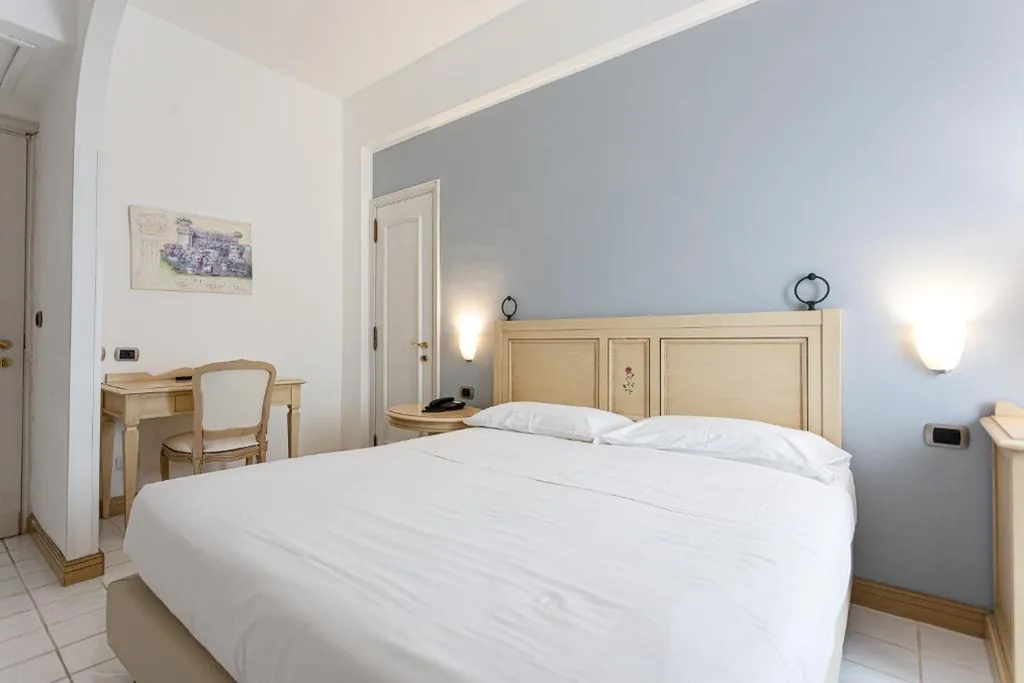 Camera Matrimoniale Economy — Hotel Cavalluccio Marino