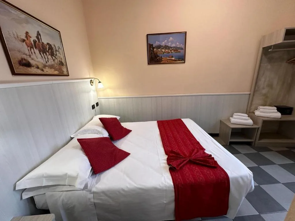 Economy Double Room — Hotel Galata