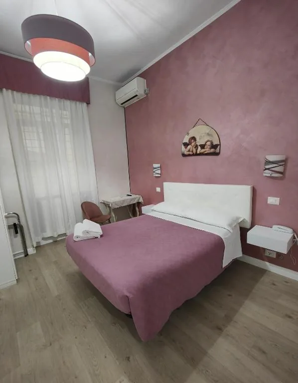 Economy Double Room — Hotel PRINCIPE AMEDEO
