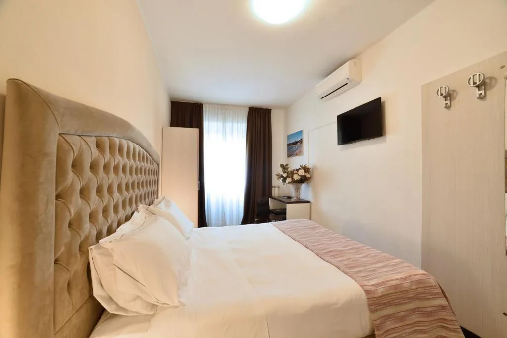 Economy Double Room — Hotel Ristorante La Marina Mhotelsgroup