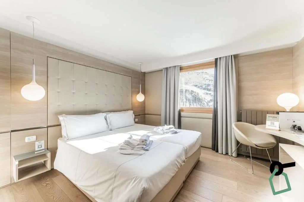 Economy Double Room — HOTIDAY Room Collection – Cervinia