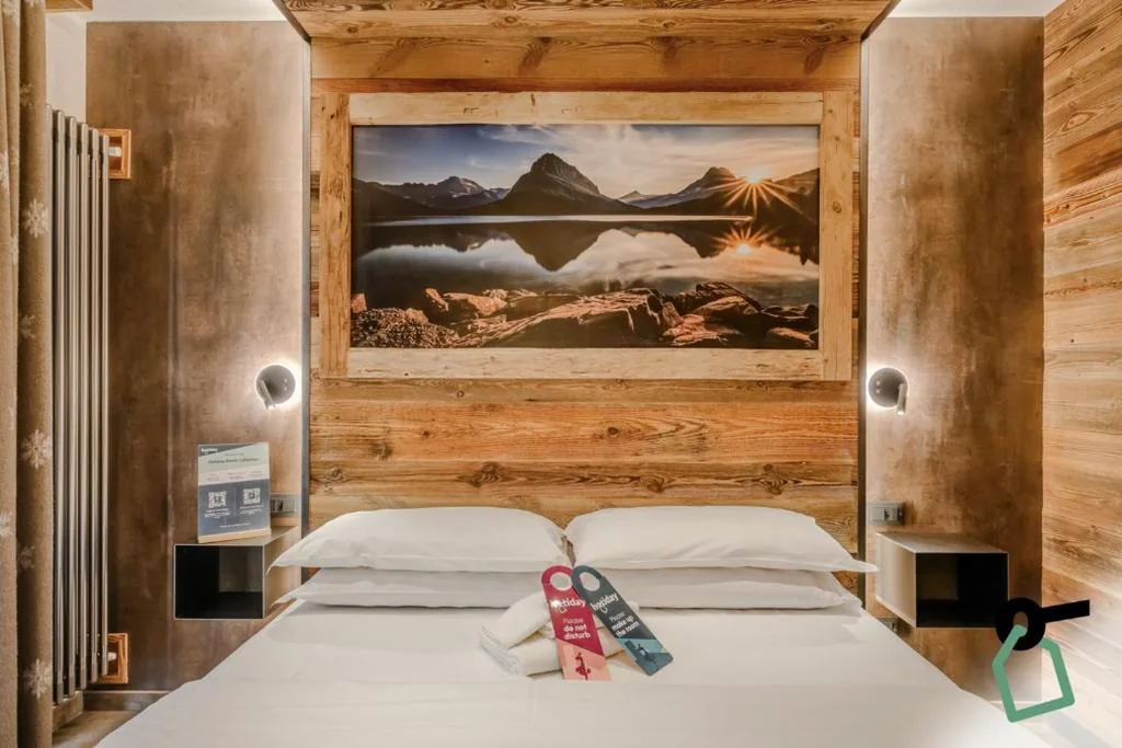 Economy Double Room — Hotiday Sauze Centro