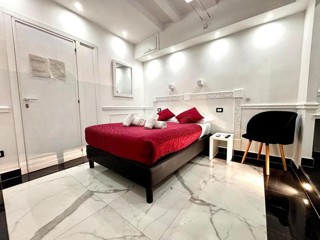 Economy Double Room — Locanda Parlamento