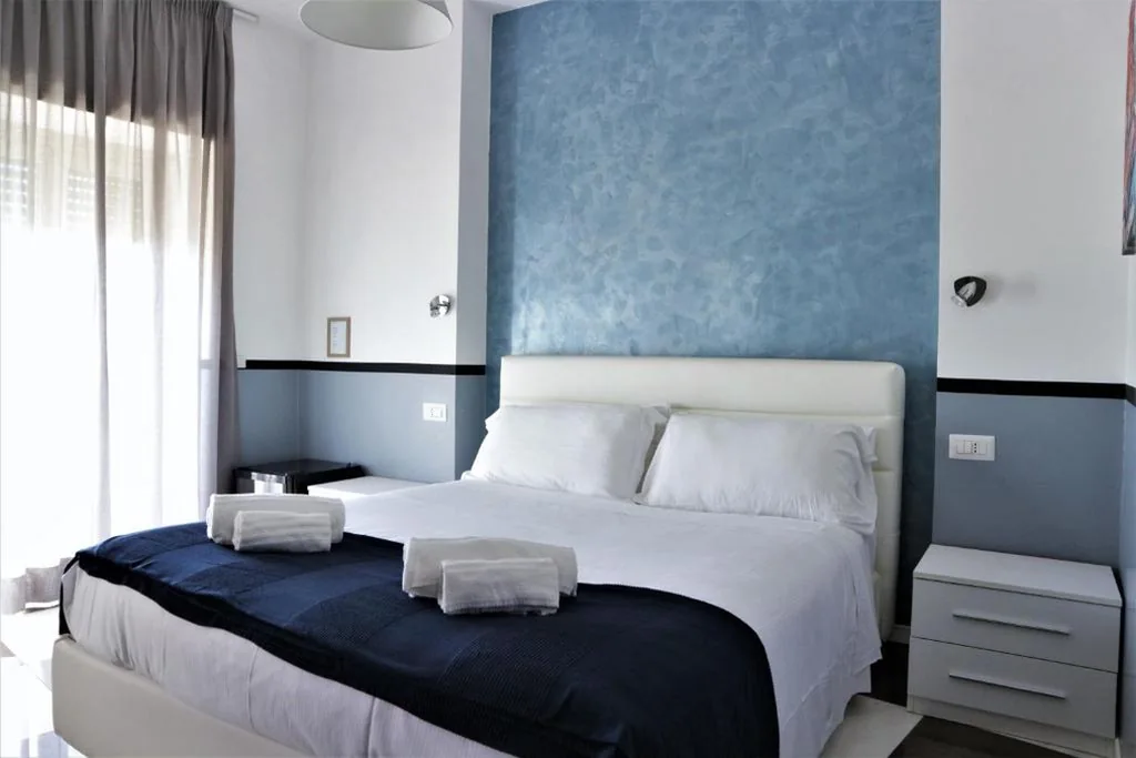 Economy Double Room — Luxury Vatican Rooms