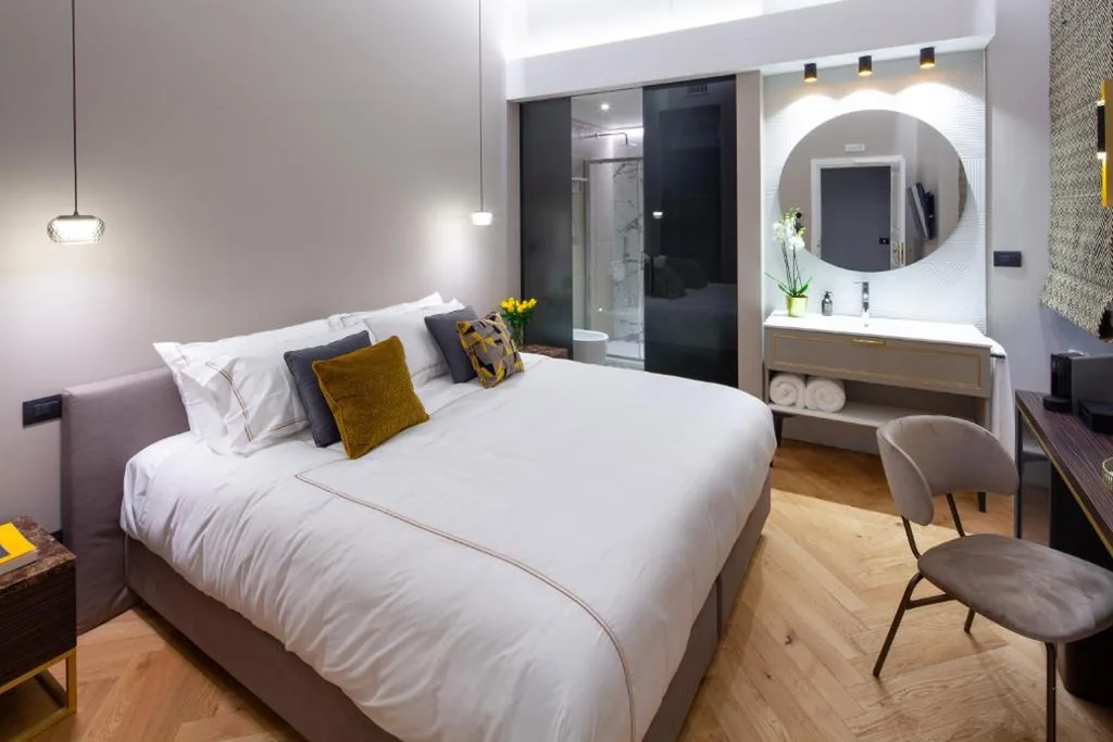 Economy Double Room — Migliori Collection Piazza Navona
