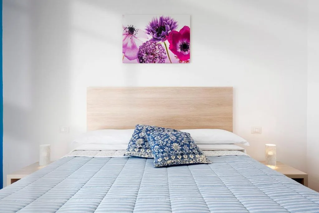 Camera Matrimoniale Economy — Residence Casa & Vela