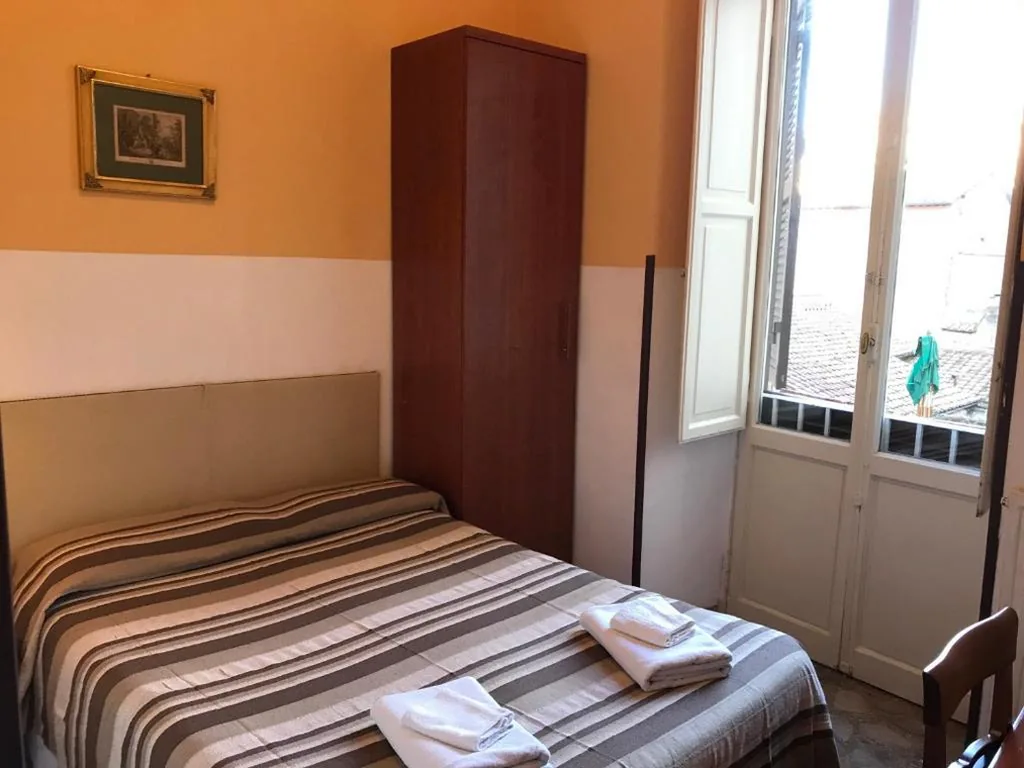 Camera Matrimoniale Economy — San Daniele Bundi House