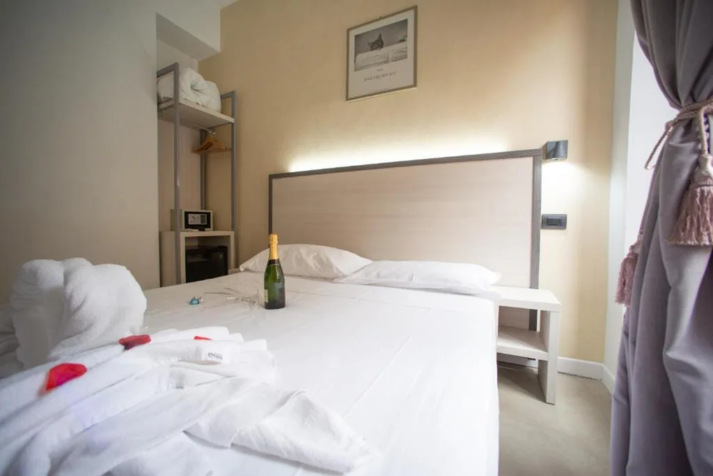 Double Room - Separate Building — Romerooms