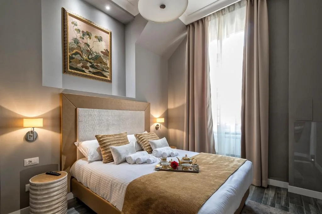 Camera Matrimoniale Elegant — Lea Luxury Rooms
