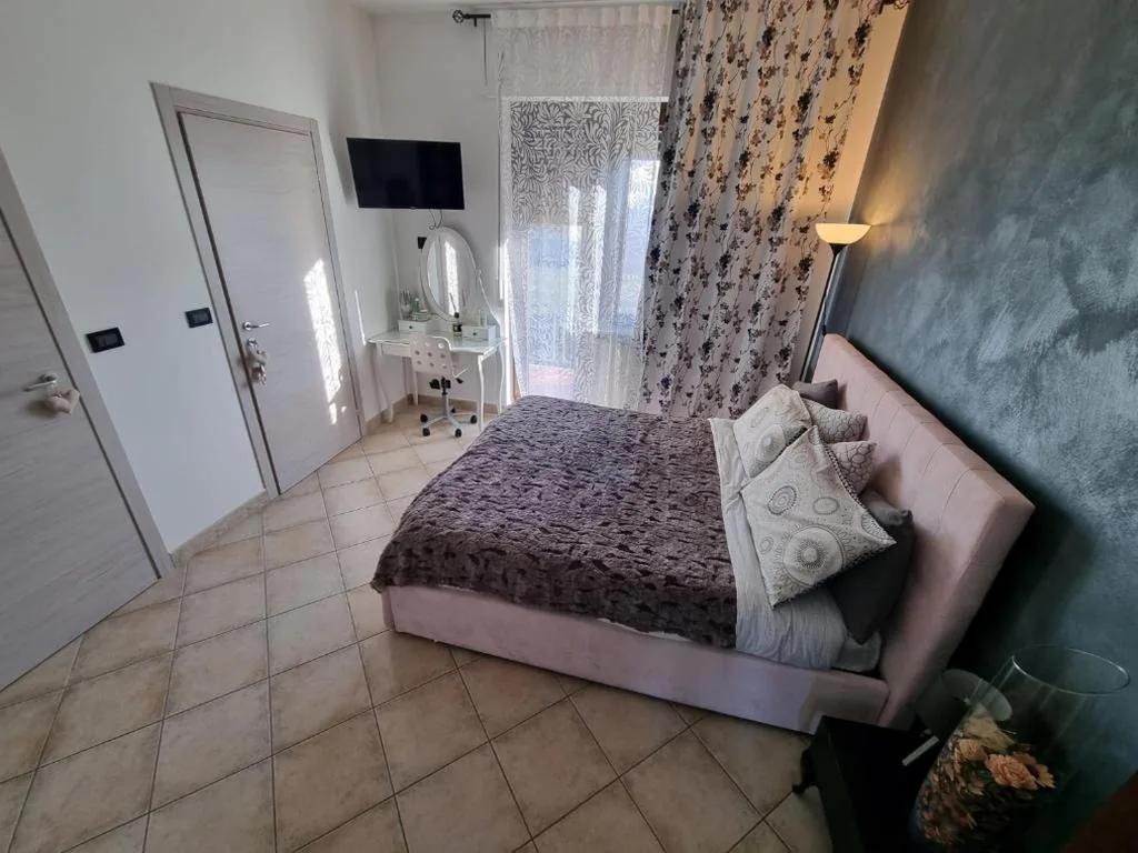 Double Room — Elisabeth House