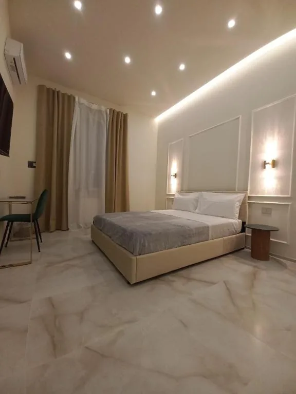 Double Room — Emerald House
